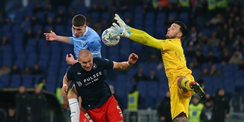 Lazio vs Genoa có sự trái ngược về kết quả